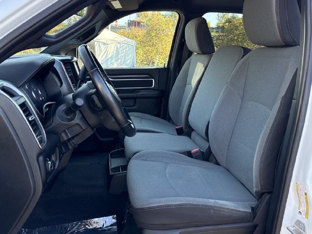 Used 2024 RAM 2500 Big Horn AWD/4WD image 16