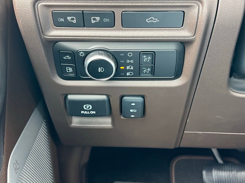 Used 2024 Ford F150 King Ranch image 37