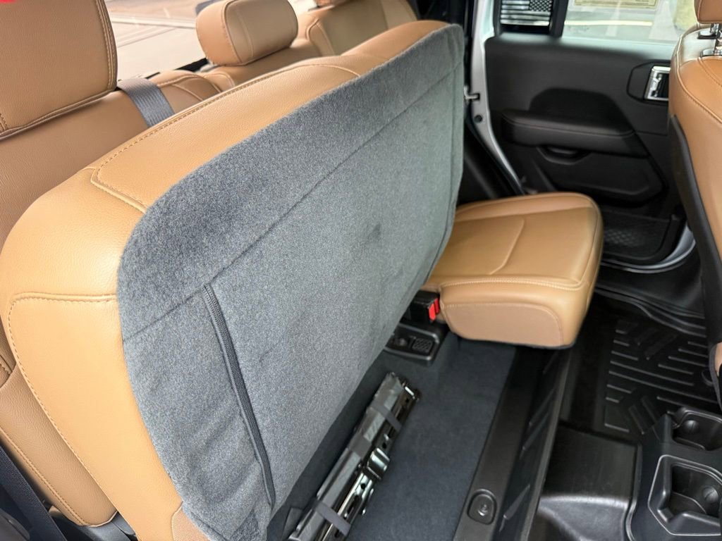 Used 2023 Jeep Gladiator Rubicon w/ Cold Weather Group image 52