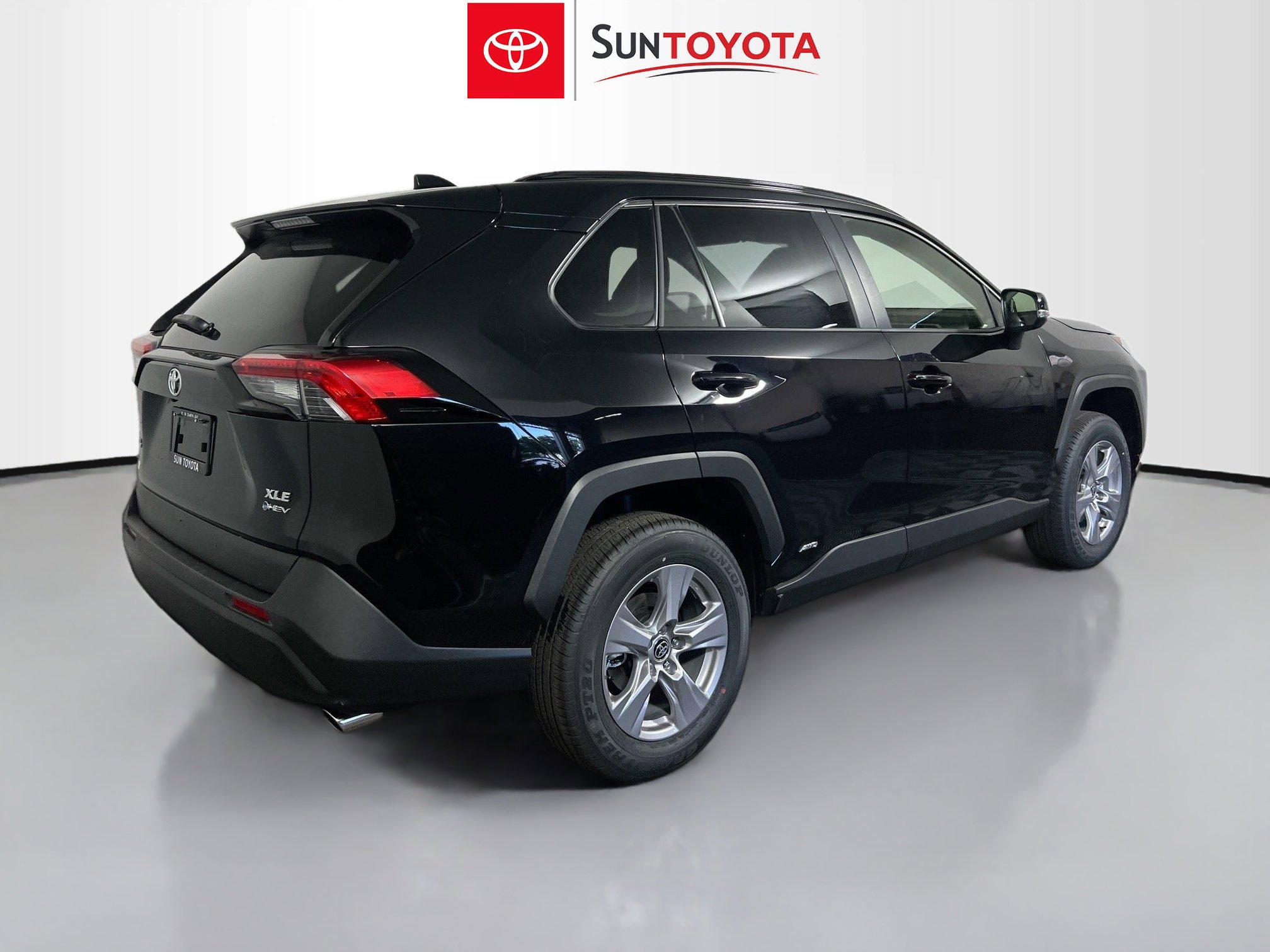 New 2025 Toyota RAV4 XLE image 4