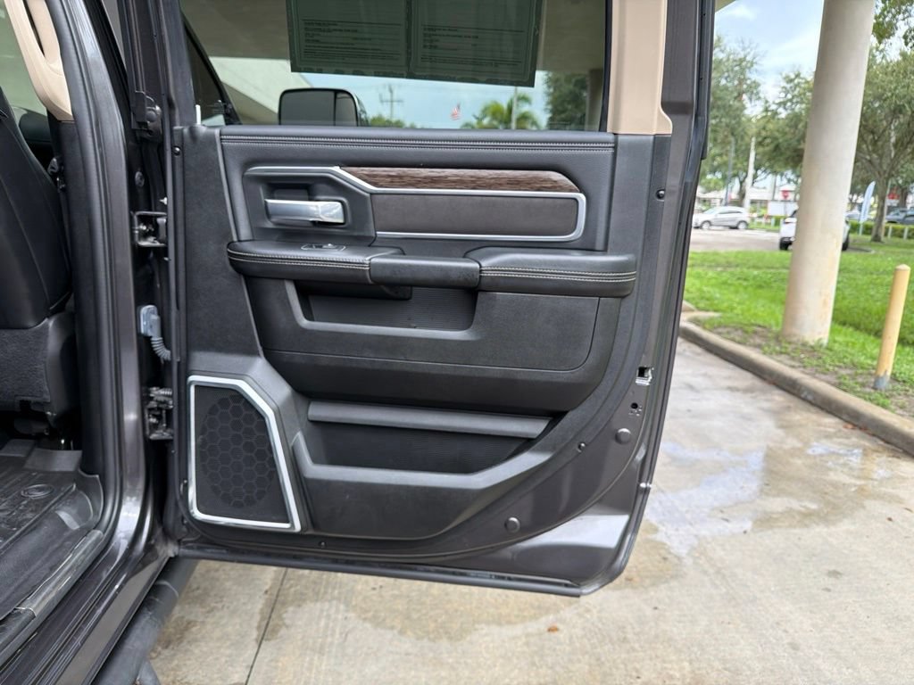 Used 2020 RAM 2500 Laramie AWD/4WD image 39