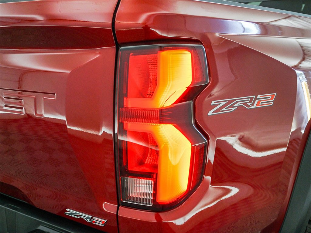 New 2026 Chevrolet Colorado ZR2 w/ Technology Package image 9