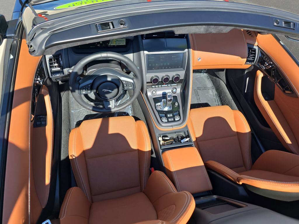Used 2024 Jaguar F-TYPE R AWD/4WD image 9