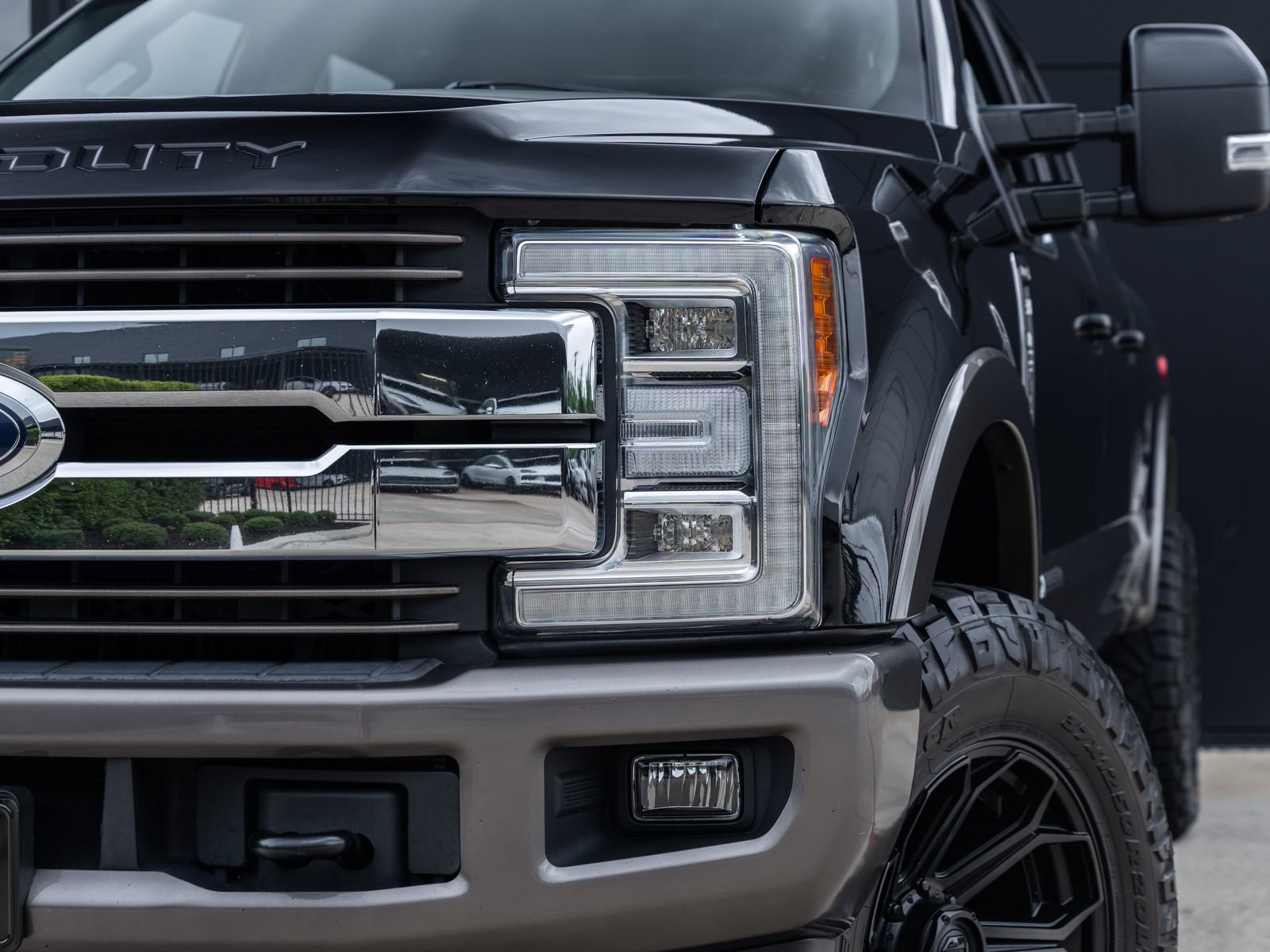 Used 2019 Ford F250 King Ranch w/ King Ranch Ultimate Package AWD/4WD image 16