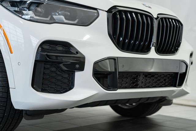 Used 2023 BMW X5 xDrive40i w/ M Sport Package image 14