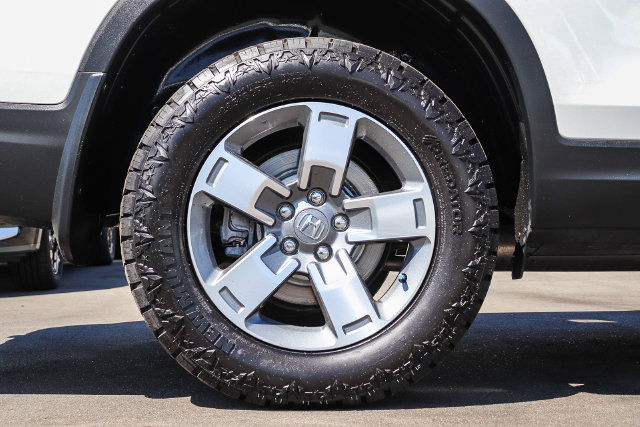 Used 2025 Honda Ridgeline RTL image 10