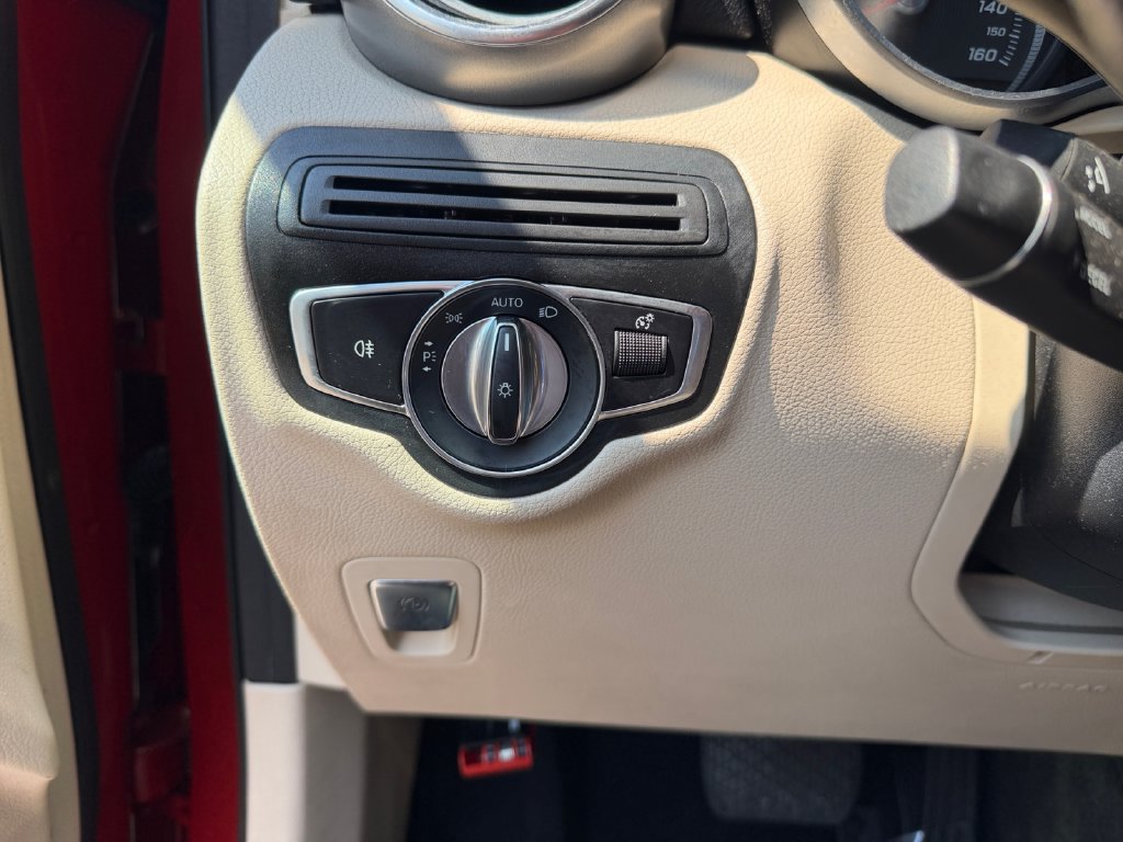 Certified 2019 Mercedes-Benz GLC 300 w/ Parking Assistance Package image 16