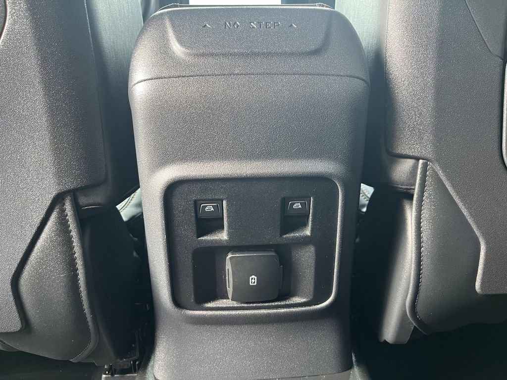 Certified 2024 Ford Bronco Badlands AWD/4WD image 32