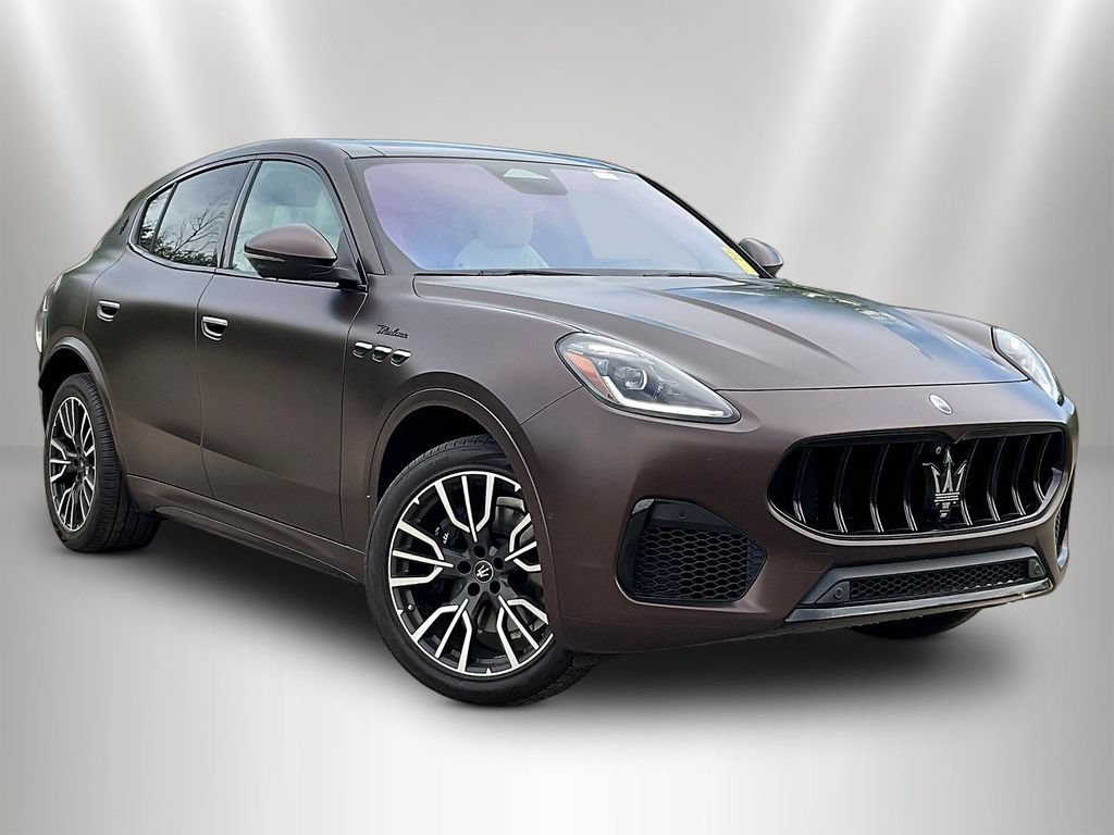 Used 2023 Maserati Grecale Modena AWD/4WD image 3