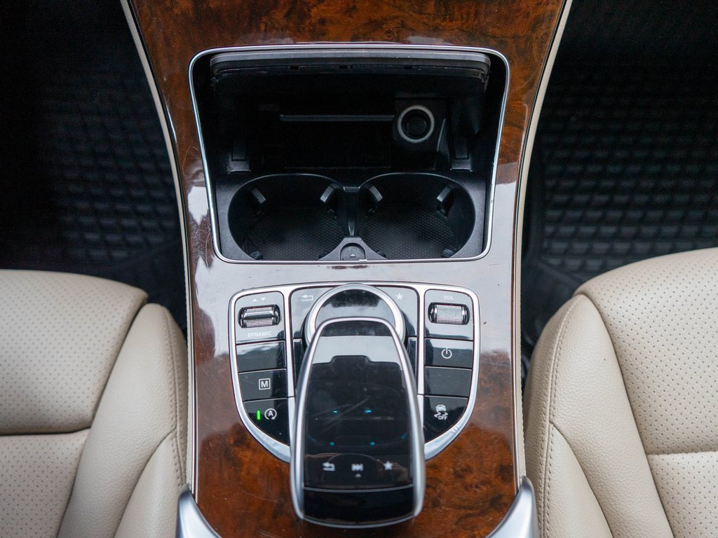 Used 2017 Mercedes-Benz GLC 300 4MATIC image 28