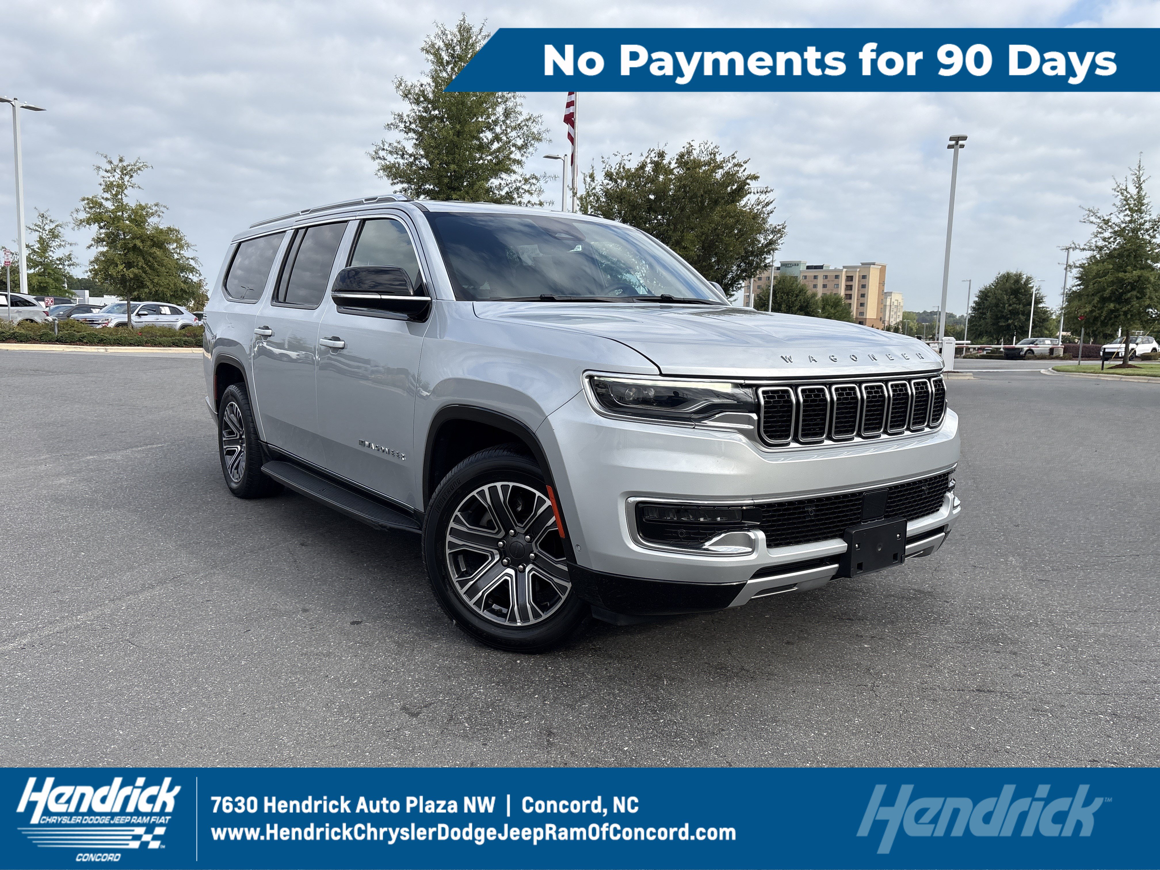 Used 2024 Jeep Wagoneer L Series II AWD/4WD image 1