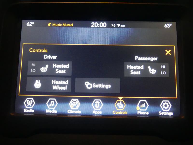 Used 2020 Jeep Renegade Trailhawk w/ Premium Leather Group AWD/4WD image 44