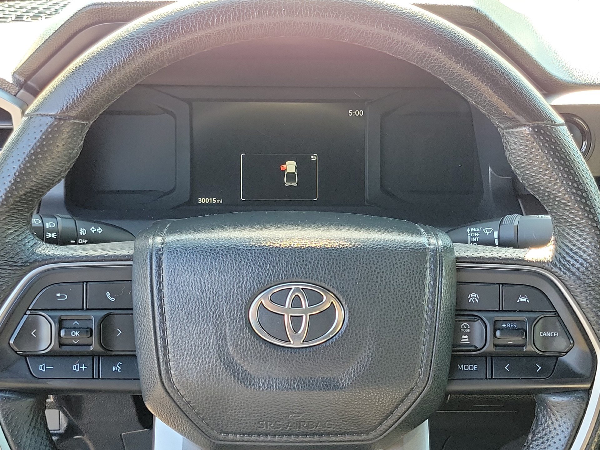 Used 2024 Toyota Tacoma SR5 AWD/4WD image 10