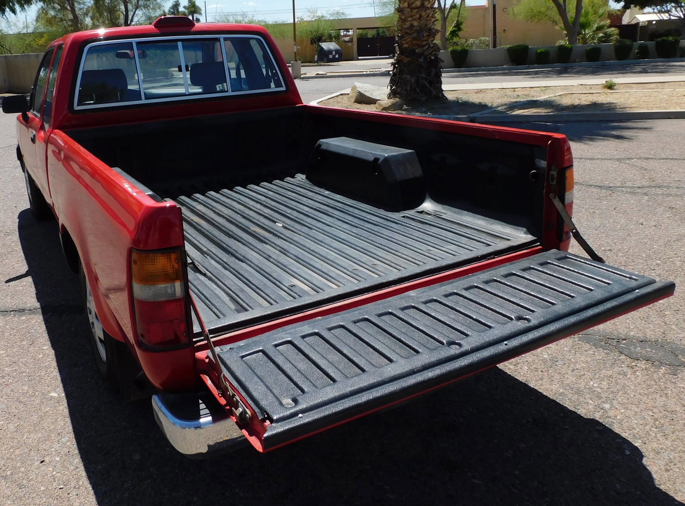 Used 1994 Toyota Pickup DX image 13