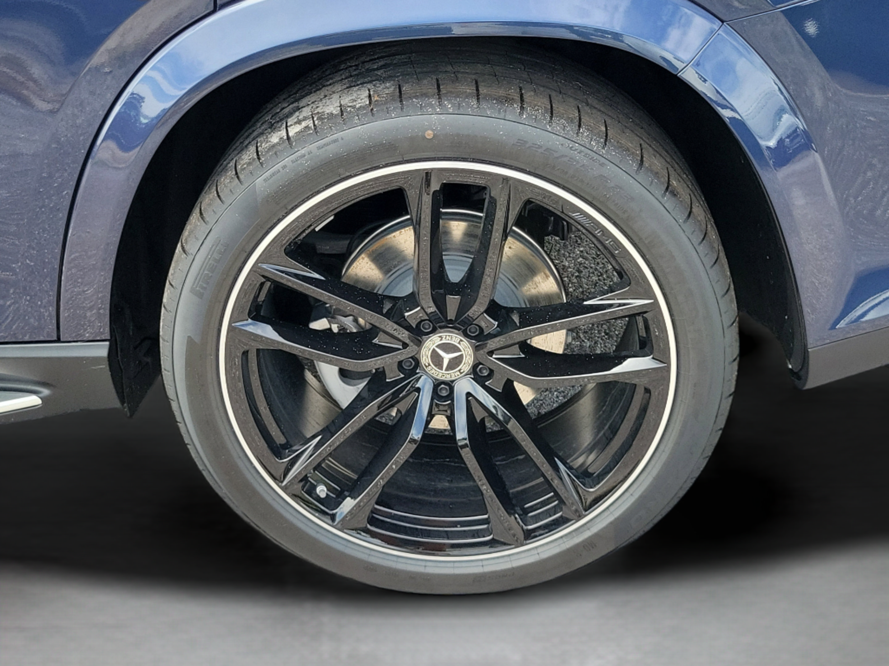 New 2026 Mercedes-Benz GLS 450 4MATIC image 29