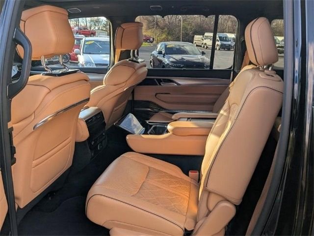 Certified 2023 Jeep Grand Wagoneer L Series III w/ HD Trailer Tow Package image 24