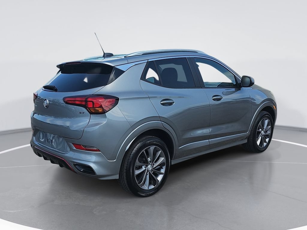 Used 2023 Buick Encore GX Select w/ Sport Touring Package AWD/4WD image 3