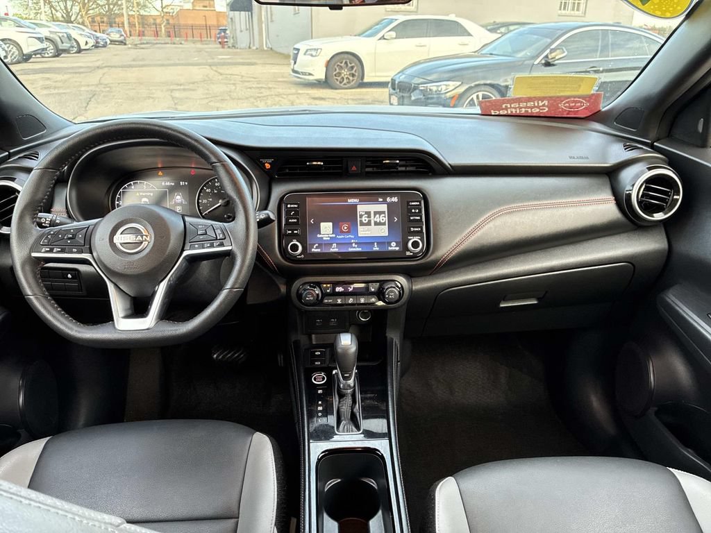 Certified 2024 Nissan Kicks SR w/ SR Premium Package FWD image 17