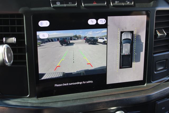 Used 2023 Ford F350 Lariat w/ Sport Appearance Package image 29