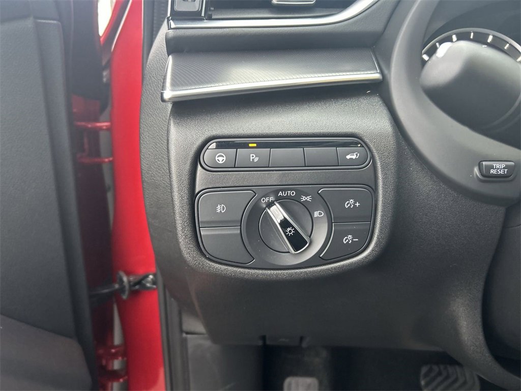 Certified 2023 INFINITI QX55 Essential image 17