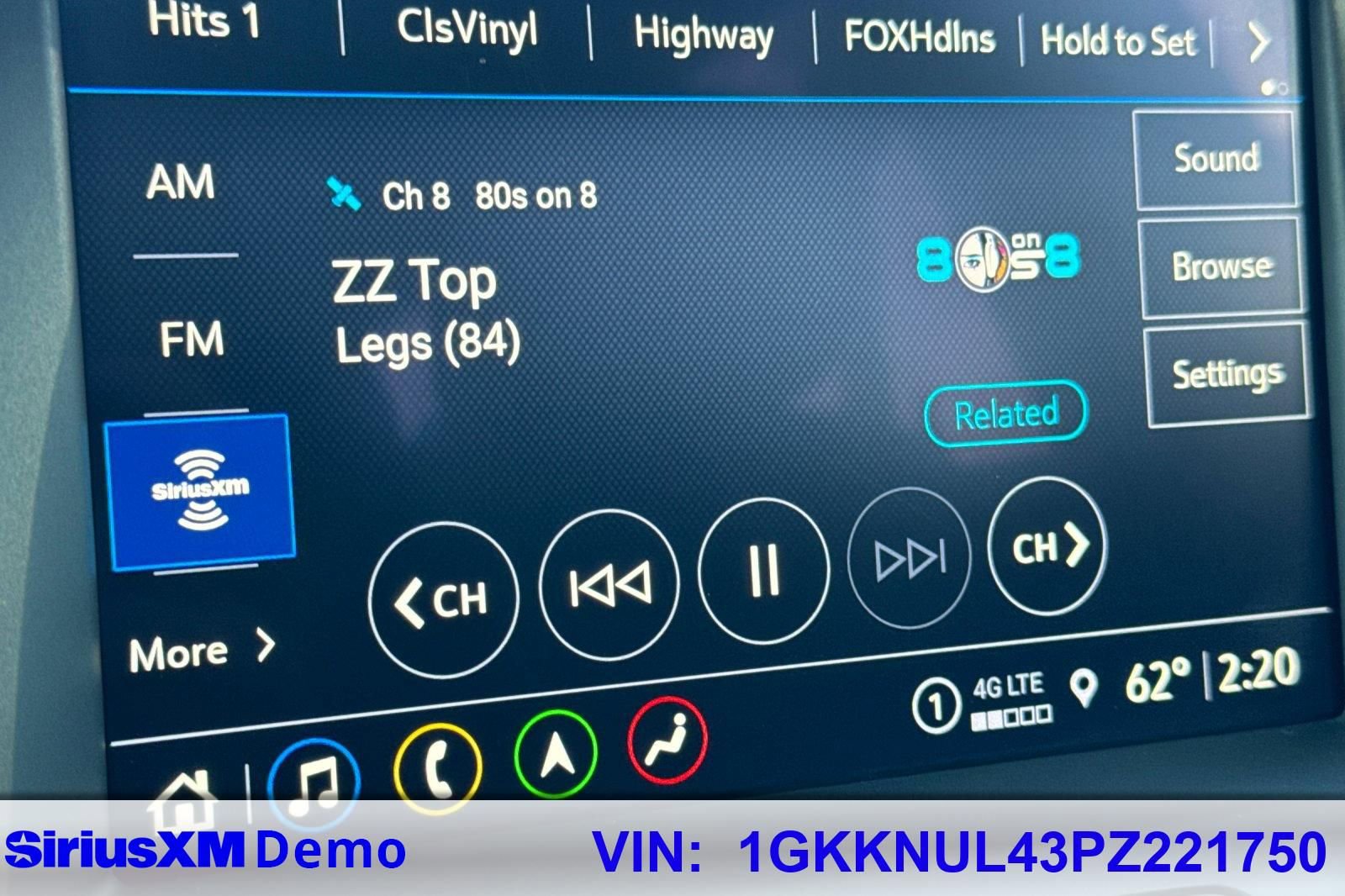 Certified 2023 GMC Acadia SLT image 35