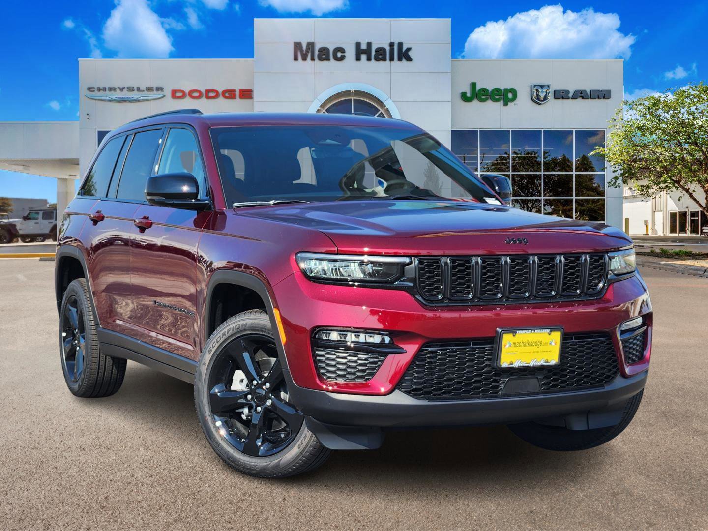 New 2025 Jeep Grand Cherokee Limited w/ Black Appearance Package