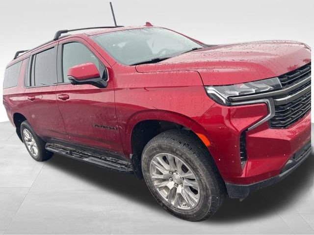 Used 2022 Chevrolet Suburban RST w/ Luxury Package image 7