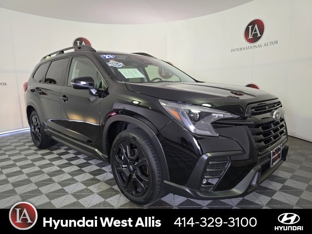 Used 2023 Subaru Ascent Onyx Edition image 1