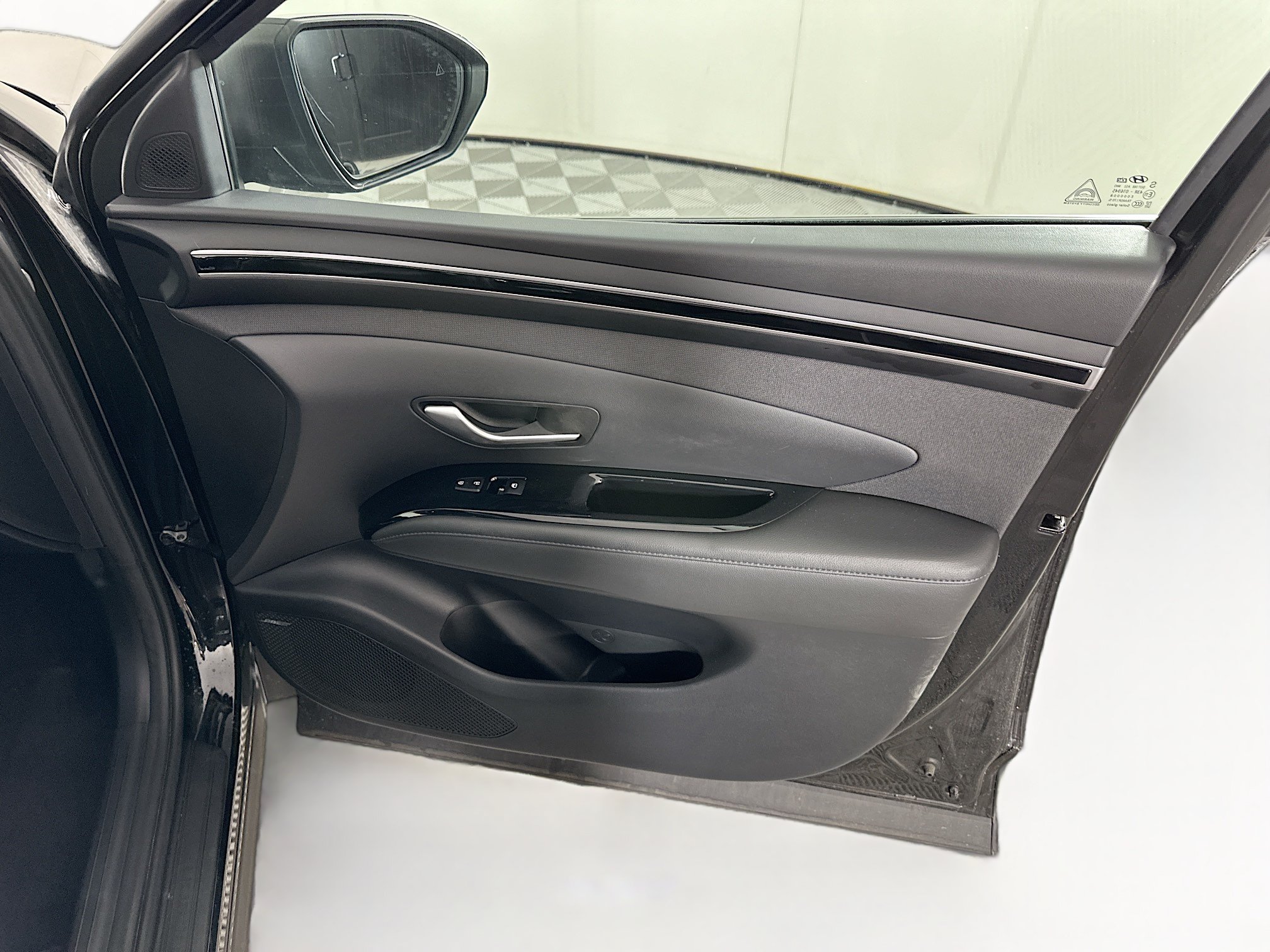 Used 2022 Hyundai Tucson Limited AWD/4WD image 34
