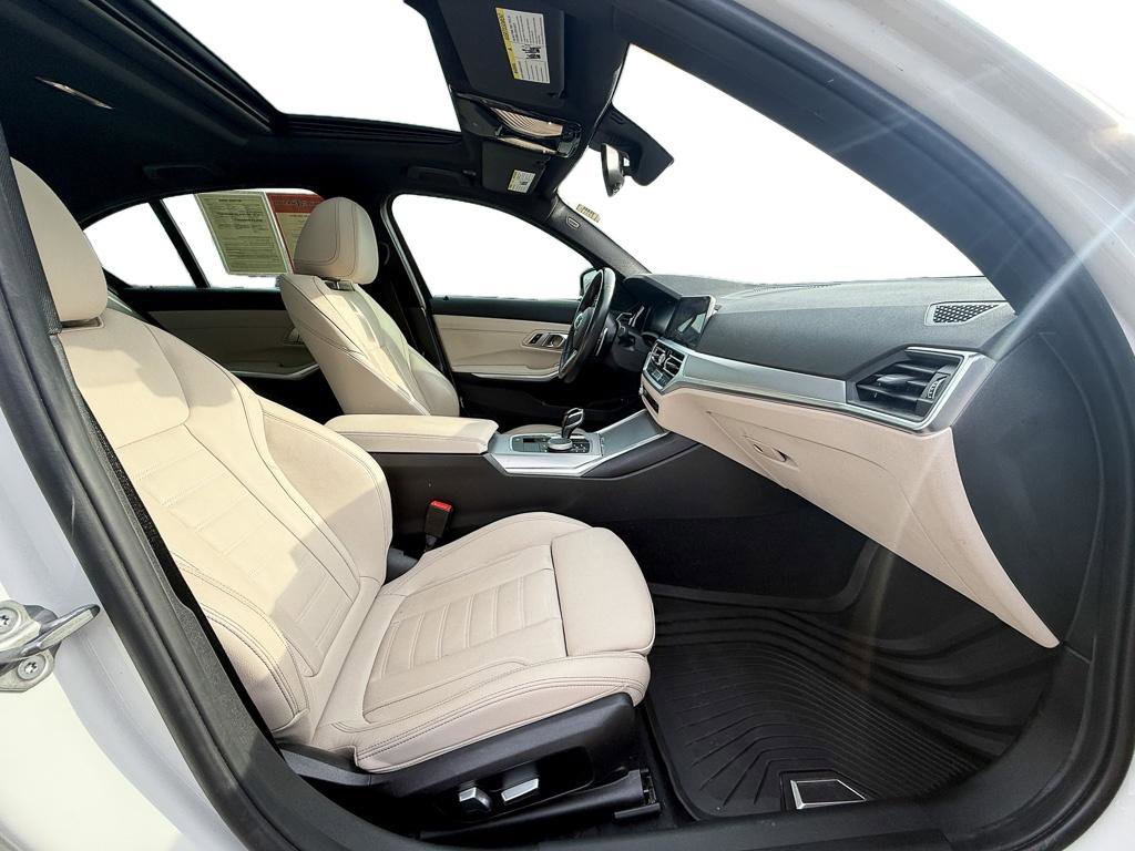 Used 2022 BMW 330e xDrive w/ M Sport Package image 22