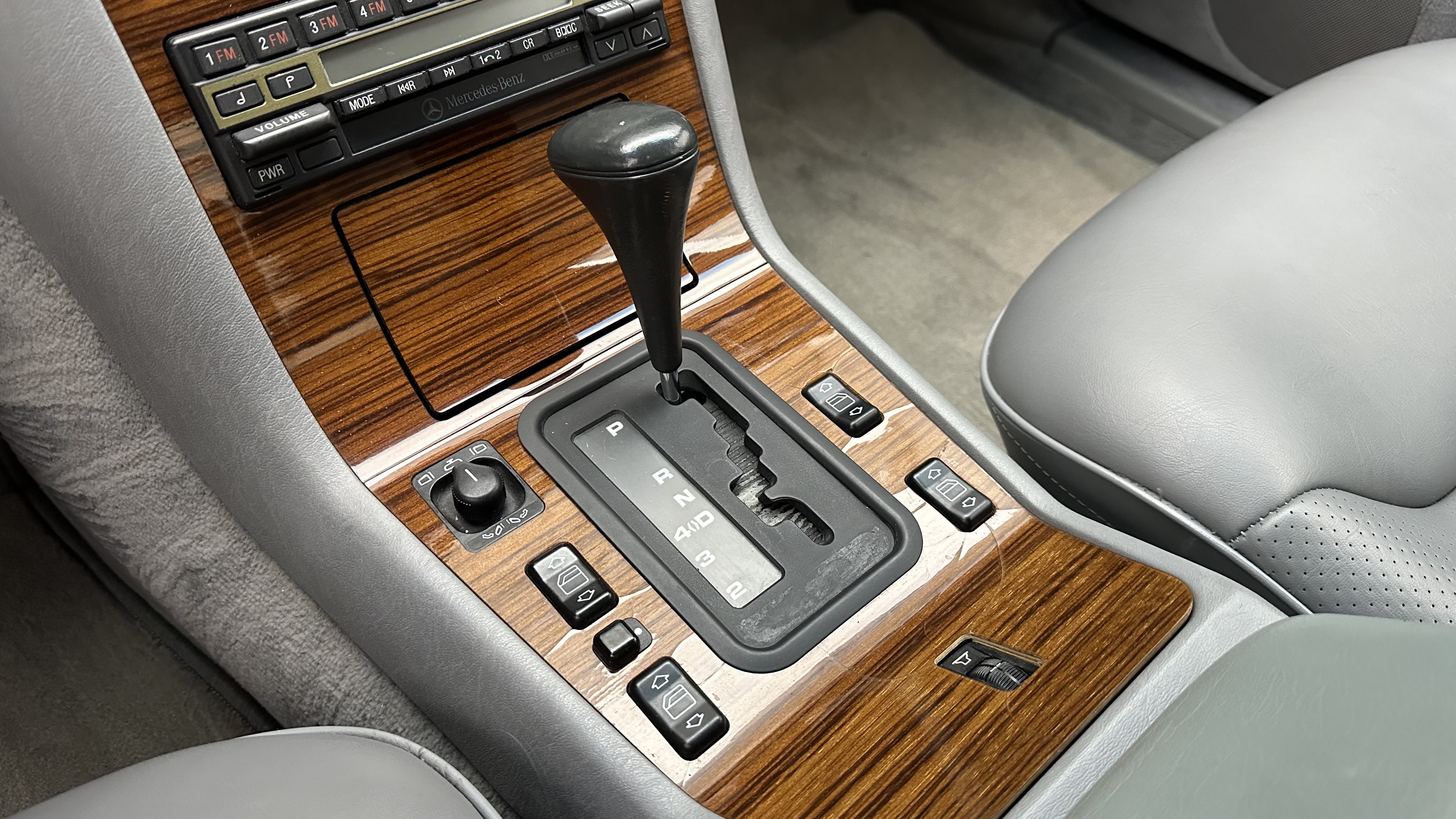Used 1992 Mercedes-Benz 300 SE image 14