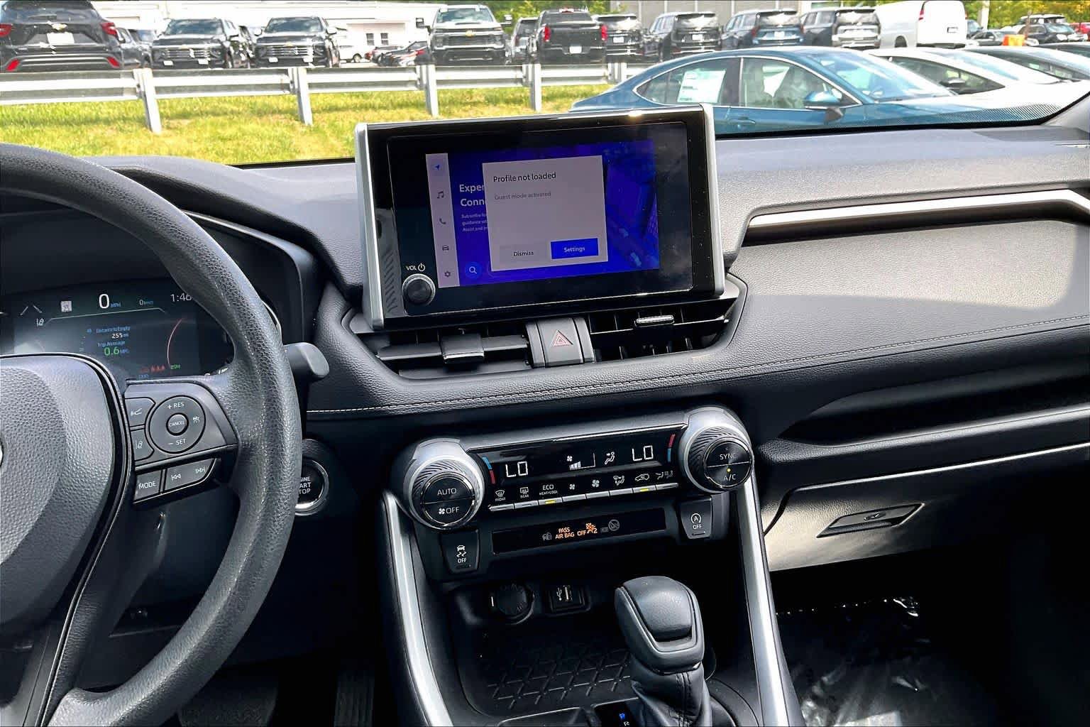 Used 2023 Toyota RAV4 XLE AWD/4WD image 7