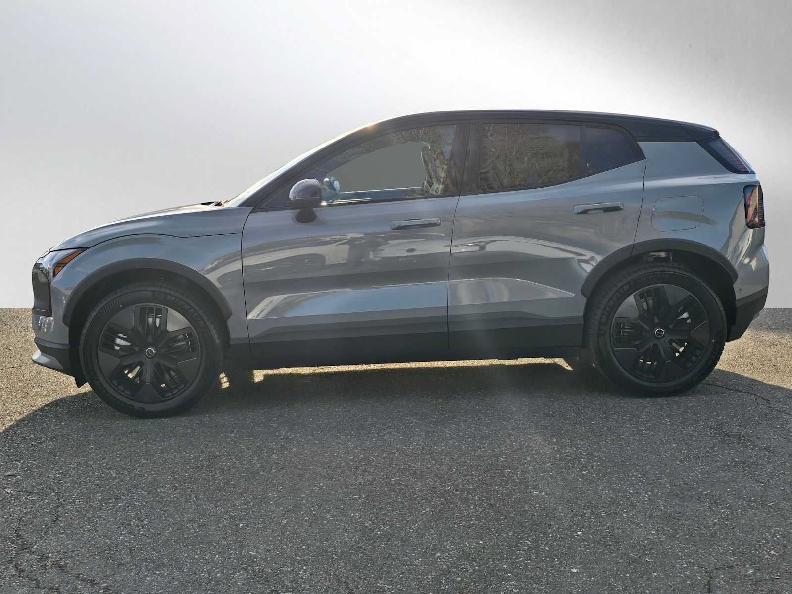 New 2026 Volvo EX30 Cross Country Ultra w/ Protection Package Premier AWD/4WD image 4
