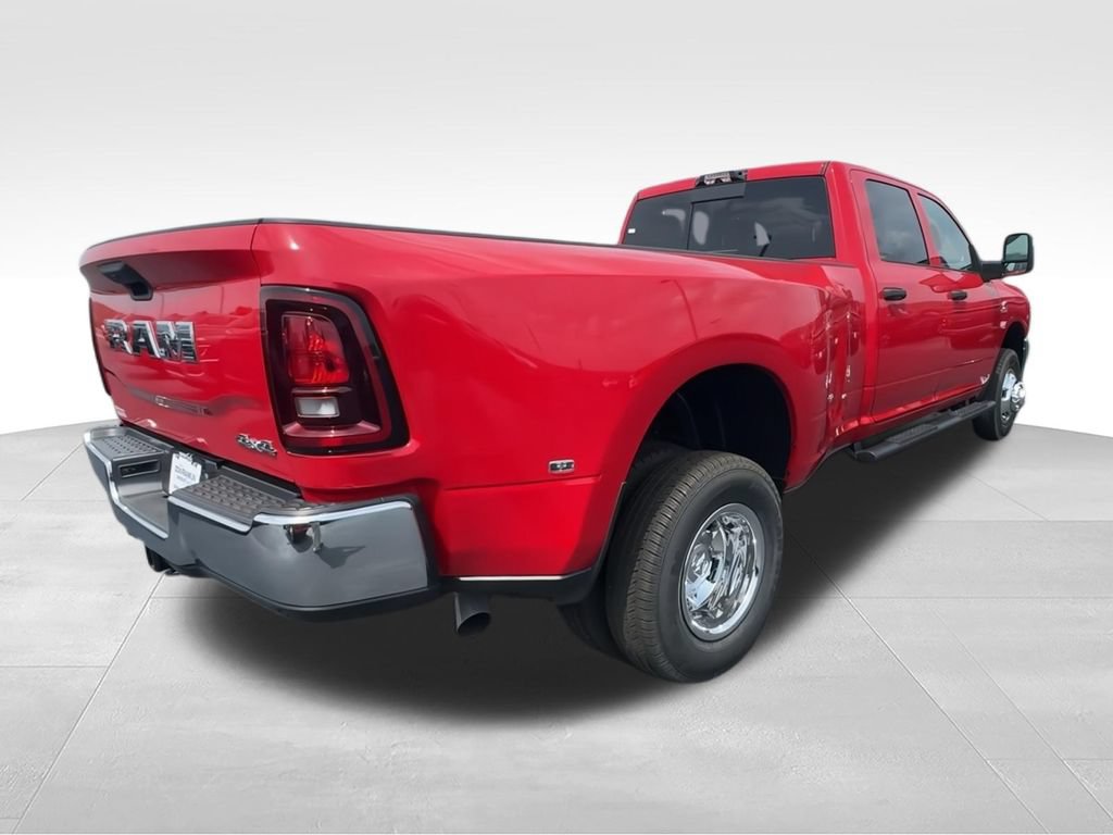New 2026 RAM 3500 Tradesman AWD/4WD image 7