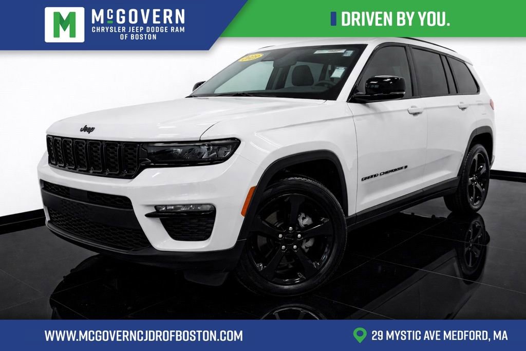 Used 2023 Jeep Grand Cherokee Limited w/ Black Appearance Package image 1