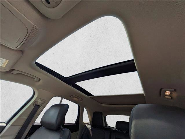 Used 2017 Lincoln MKC Reserve FWD image 15
