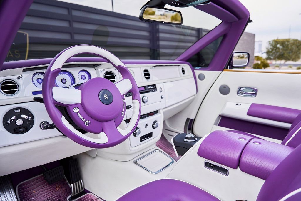 Used 2008 Rolls-Royce Phantom Drophead Coupe image 2