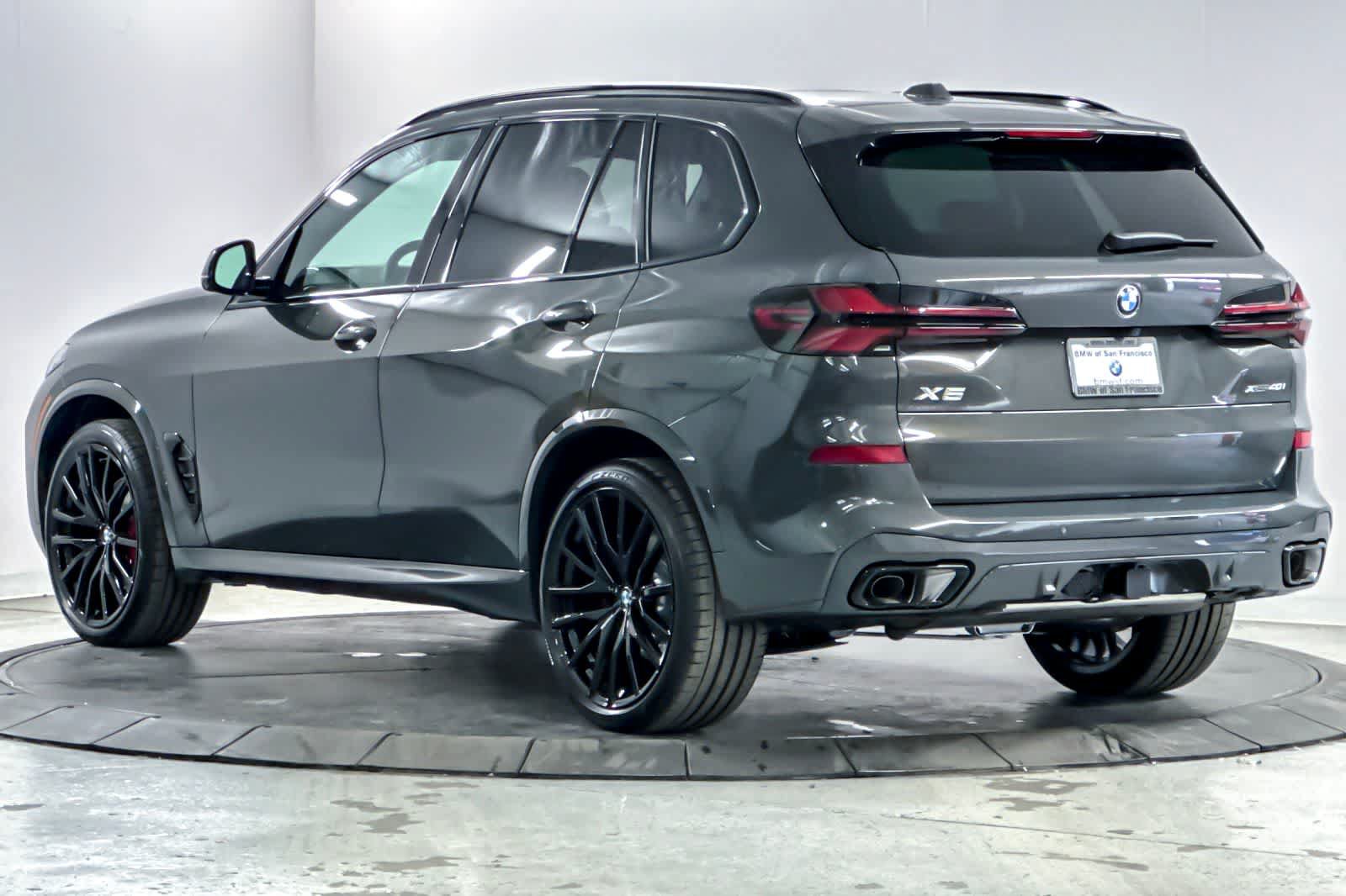 Used 2026 BMW X5 xDrive40i w/ M Sport Package AWD/4WD image 6