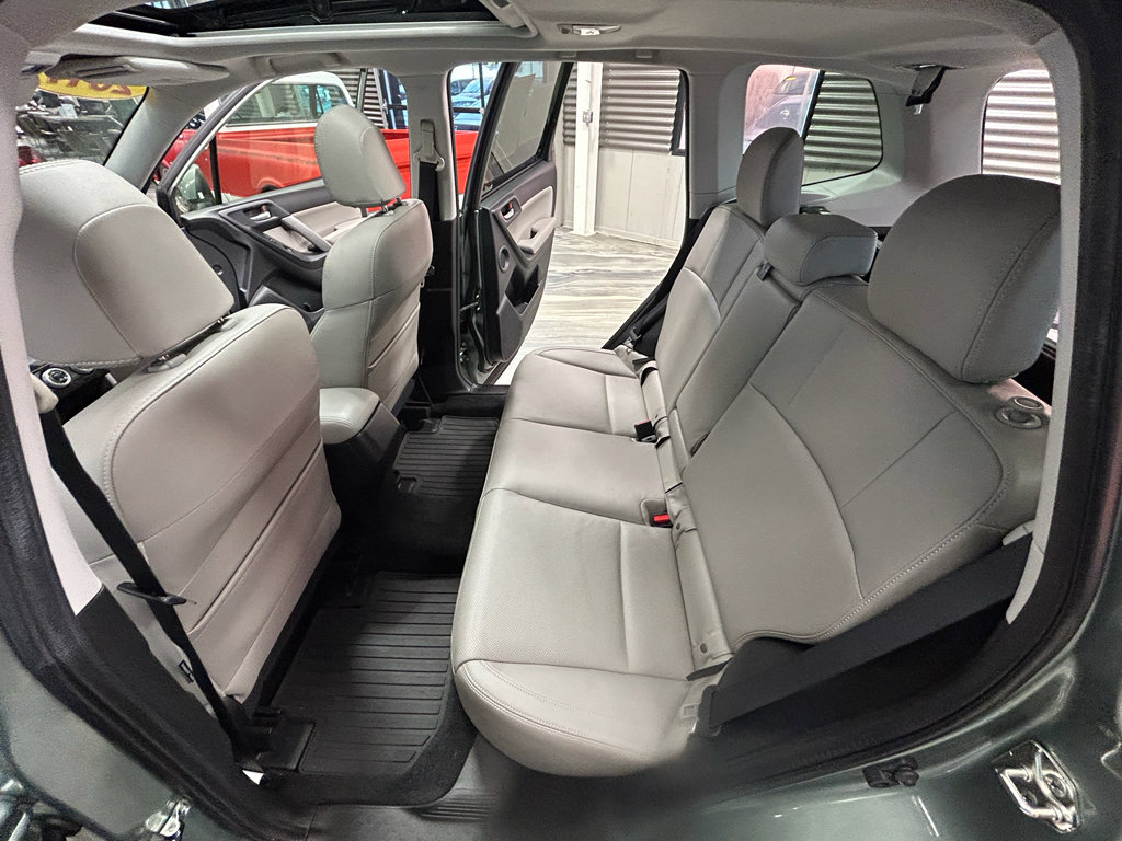 Used 2017 Subaru Forester 2.5i Limited AWD/4WD image 50