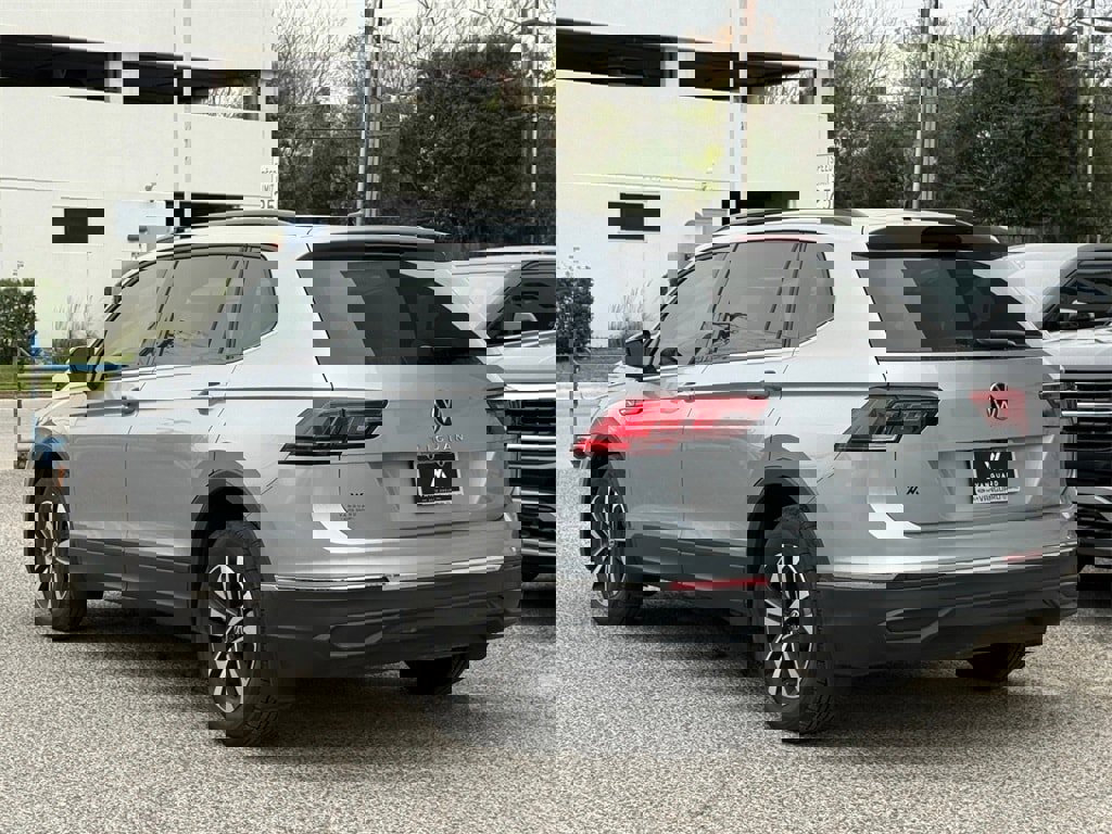 New 2024 Volkswagen Tiguan S image 8
