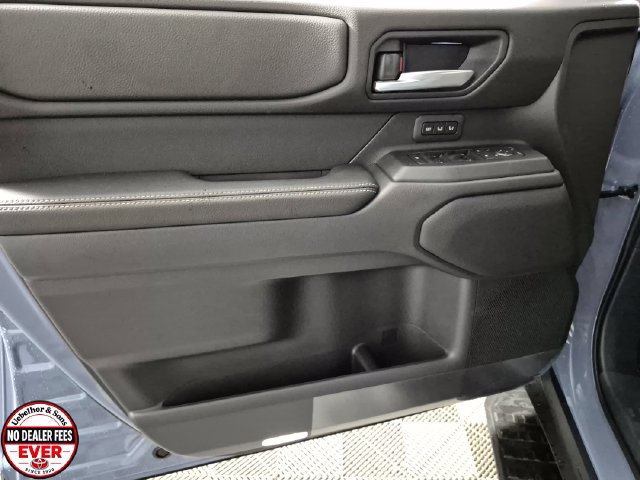 New 2027 Toyota Land Cruiser w/ Premium Package AWD/4WD image 15