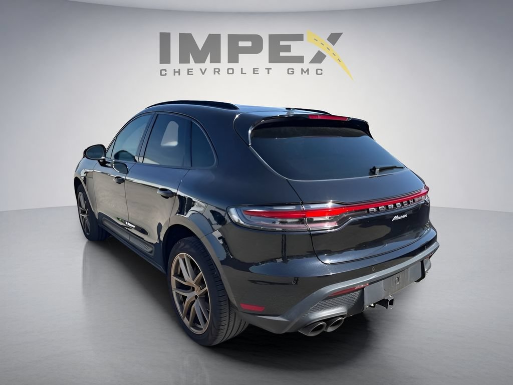 Used 2023 Porsche Macan Turbo AWD/4WD image 6