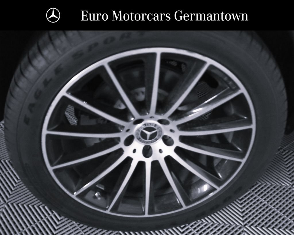 Used 2021 Mercedes-Benz GLC 300 4MATIC Coupe image 7