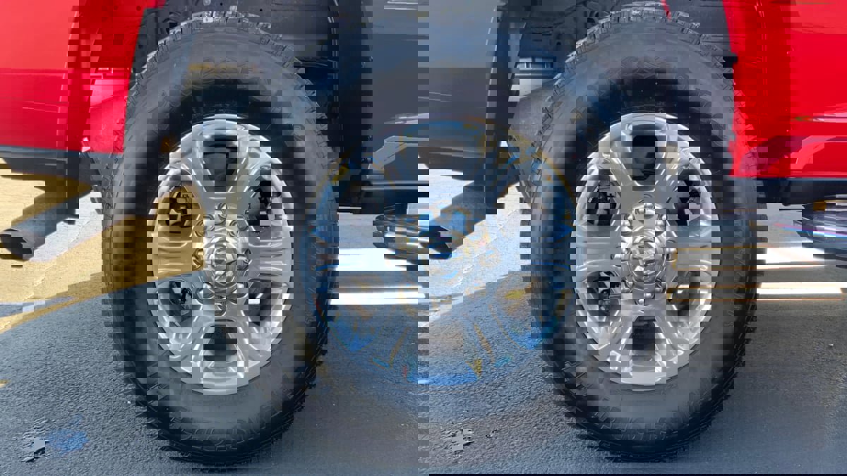 Used 2024 RAM 2500 Big Horn w/ Bed Utility Group image 30