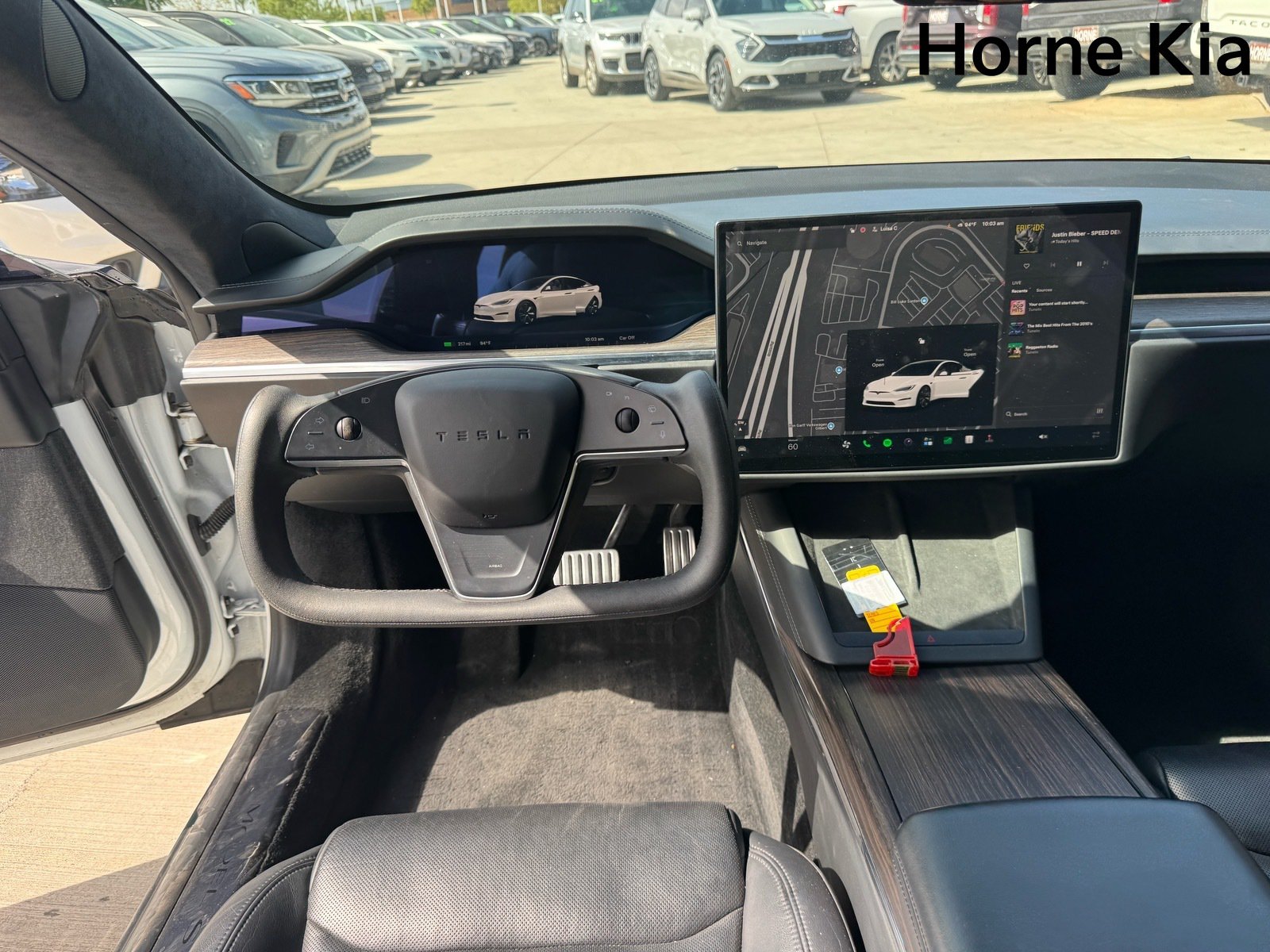 Used 2022 Tesla Model S AWD/4WD image 13