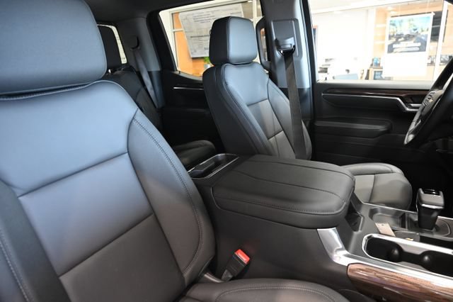 New 2026 Chevrolet Silverado 1500 LT AWD/4WD image 11