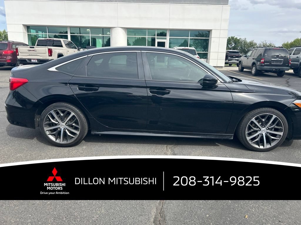 Used 2022 Honda Civic Touring image 11