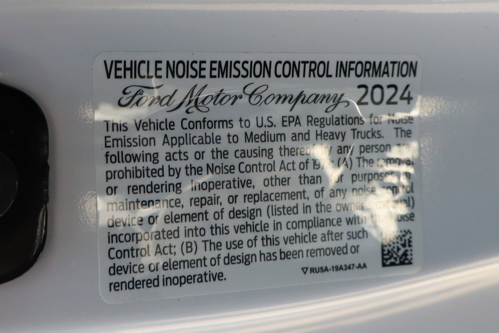 Used 2024 Ford F450 XL w/ XL Chrome Package image 54