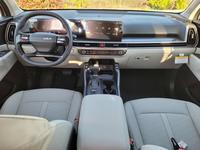 New 2026 Kia Sorento S w/ S Panoramic Sunroof Package FWD image 8