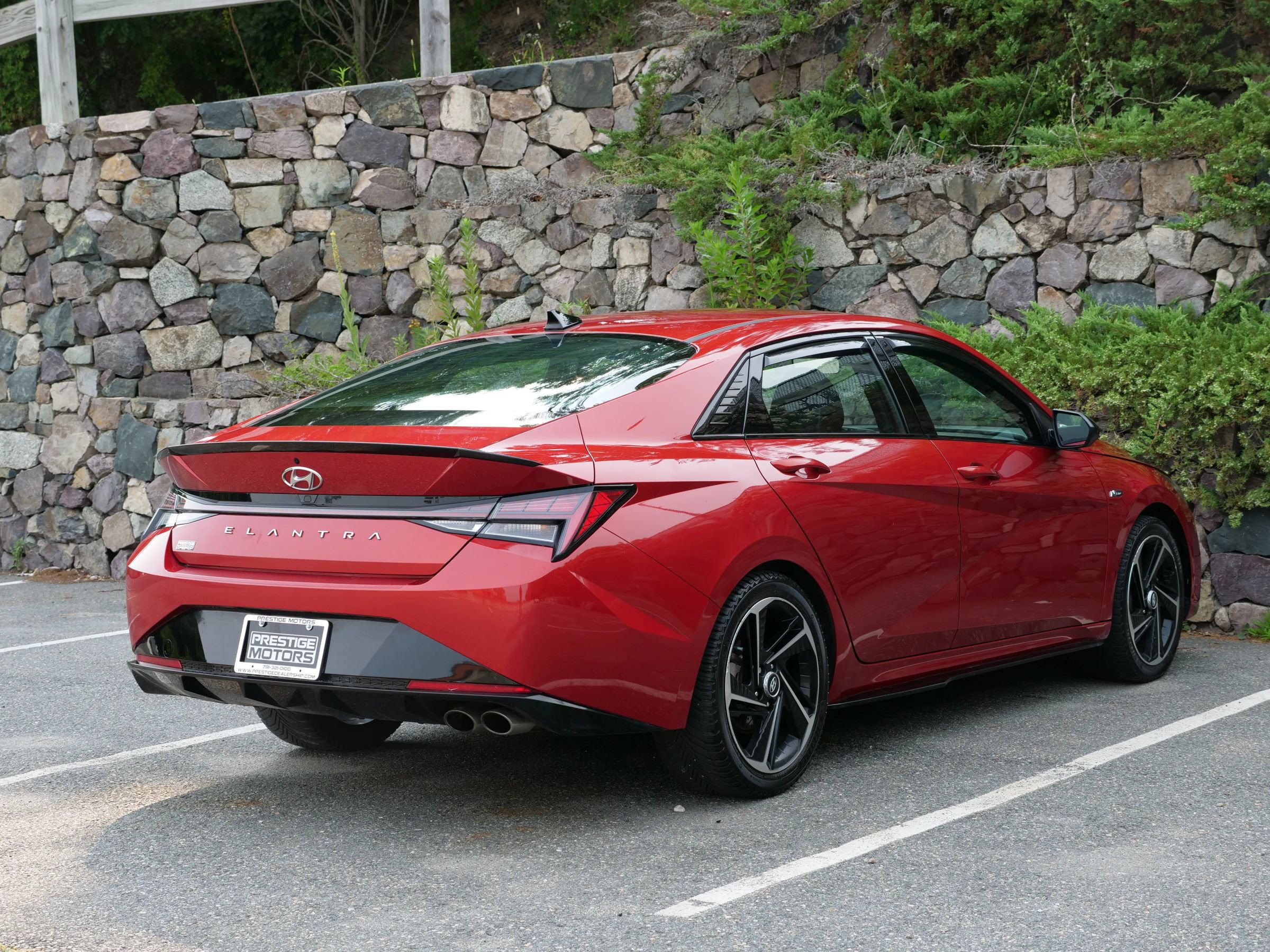 Used 2021 Hyundai Elantra N Line FWD image 9